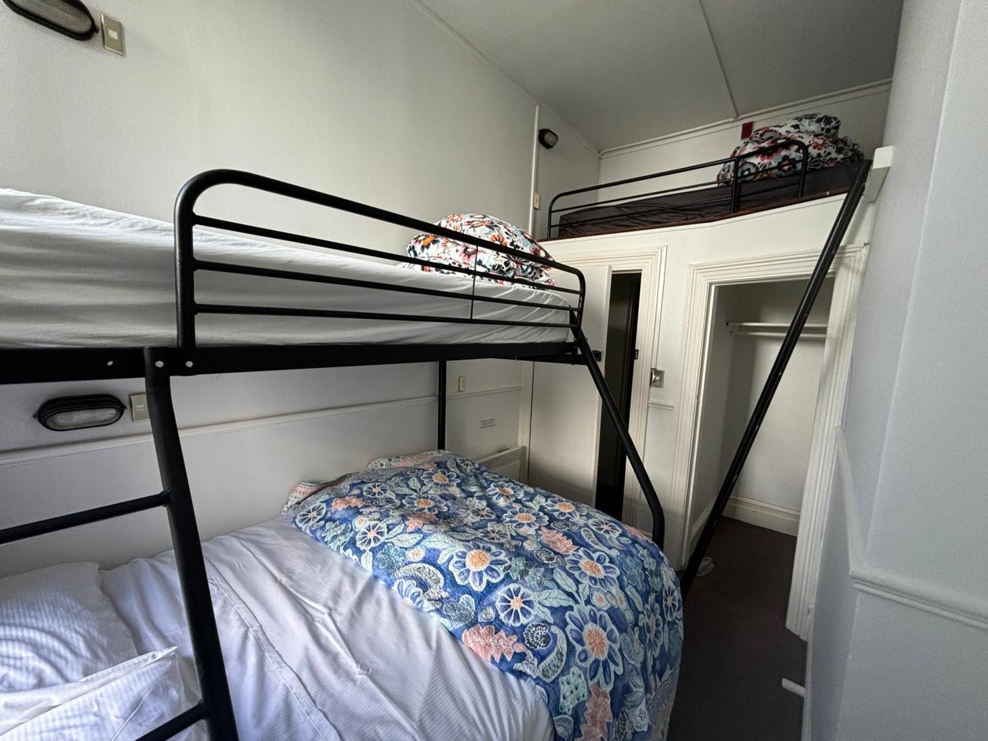 A Pousada Worldwide Backpackers Wellington Exterior foto